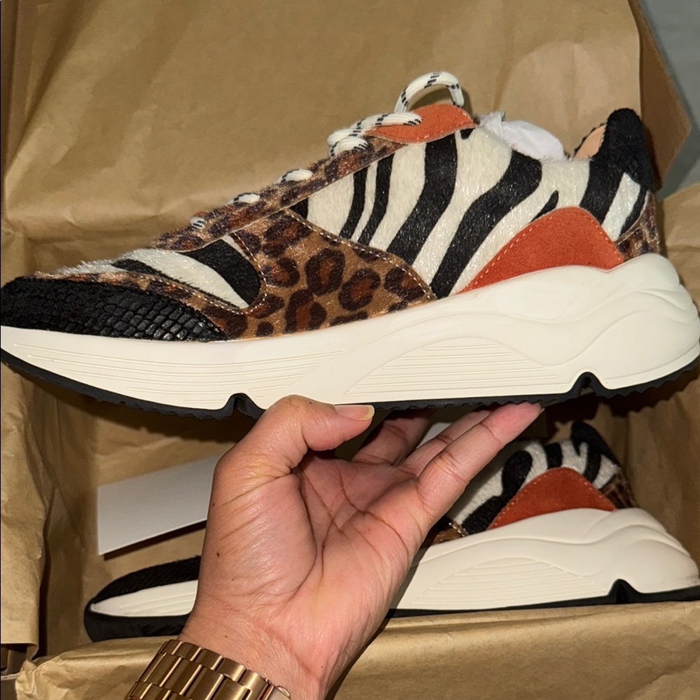 Oasis Society Animal Print Chunky Sneakers - Picture 7 of 11
